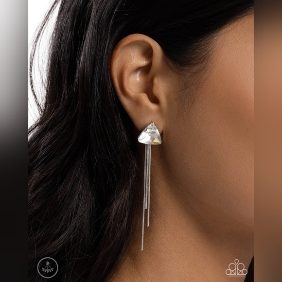 Candescent Class - White - Picture 4 of 6